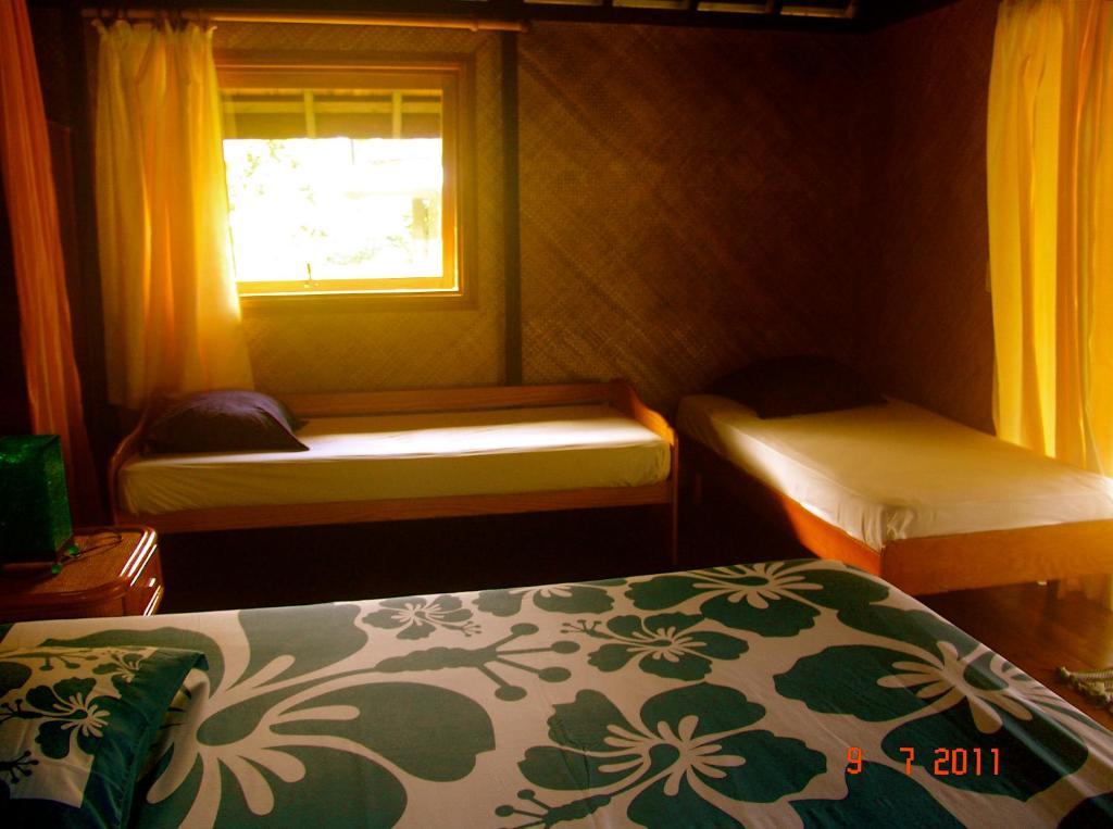 Tauhanihani Village Lodge La Vague Bleue Teahupoo Kamer foto